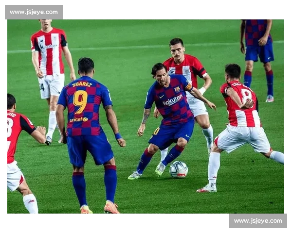 欧冠焦点战皇马对决国米豪门碰撞伯纳乌之夜悬念升级引爆期待 欧冠焦点战皇马对决国米豪门碰撞伯纳乌之夜悬念升级引爆期待